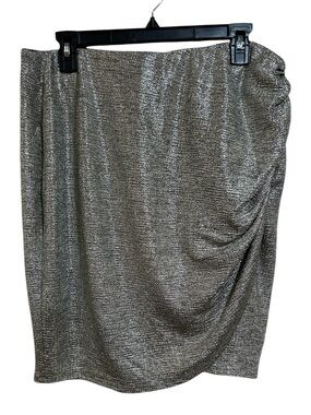 Torrid 1X Metallic Silver Textured Ruched Wrap Mini Skirt Plus Size